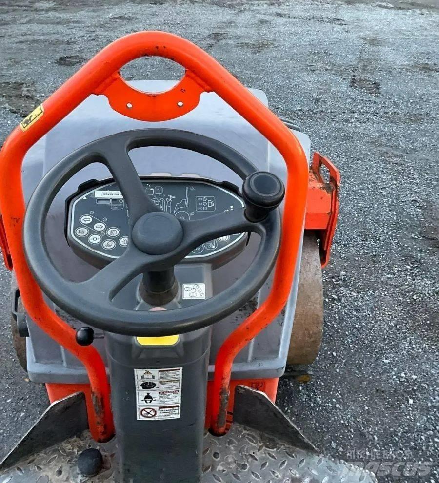 Hamm HD 12 VV Tvåvalsvältar