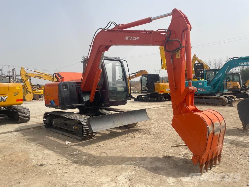 Hitachi ZX 70 Midigrävmaskiner 7t - 12t