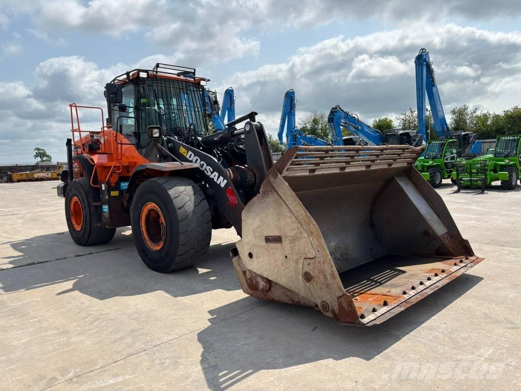 Doosan DL 300-5 Hjullastare