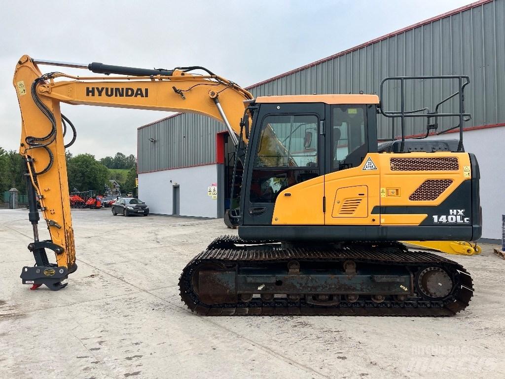 Hyundai HX140LC Bandgrävare