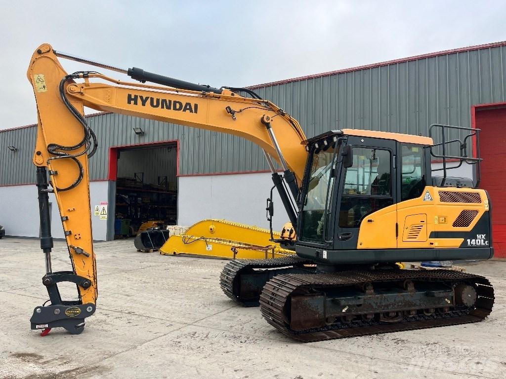 Hyundai HX140LC Bandgrävare