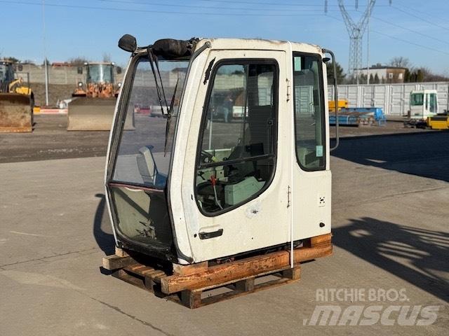 Liebherr A 924 C CAB Hytter och interiör