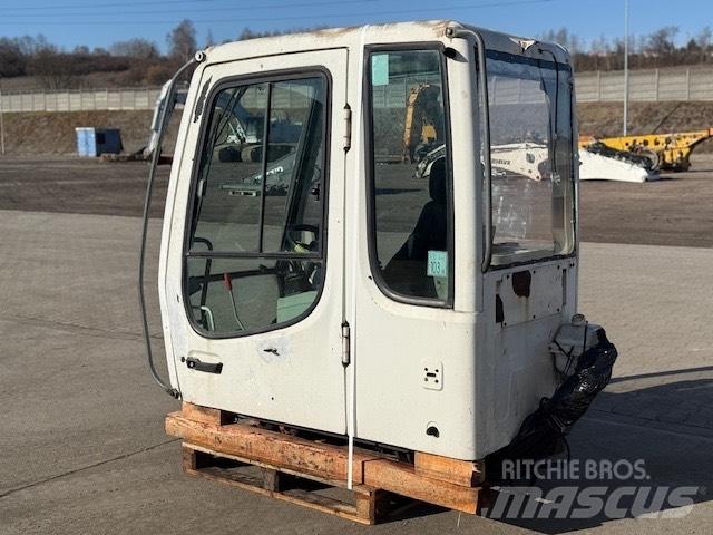 Liebherr A 924 C CAB Hytter och interiör