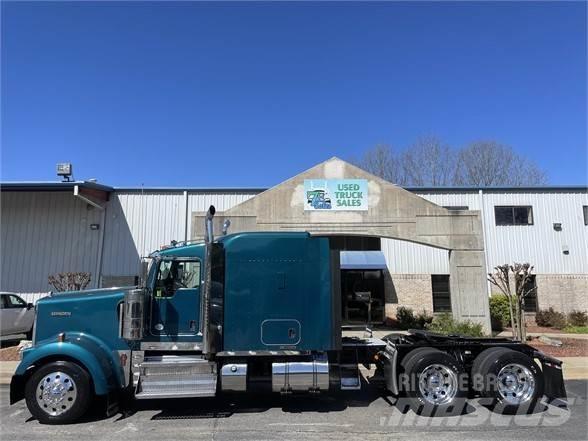 Kenworth W900L Dragbilar