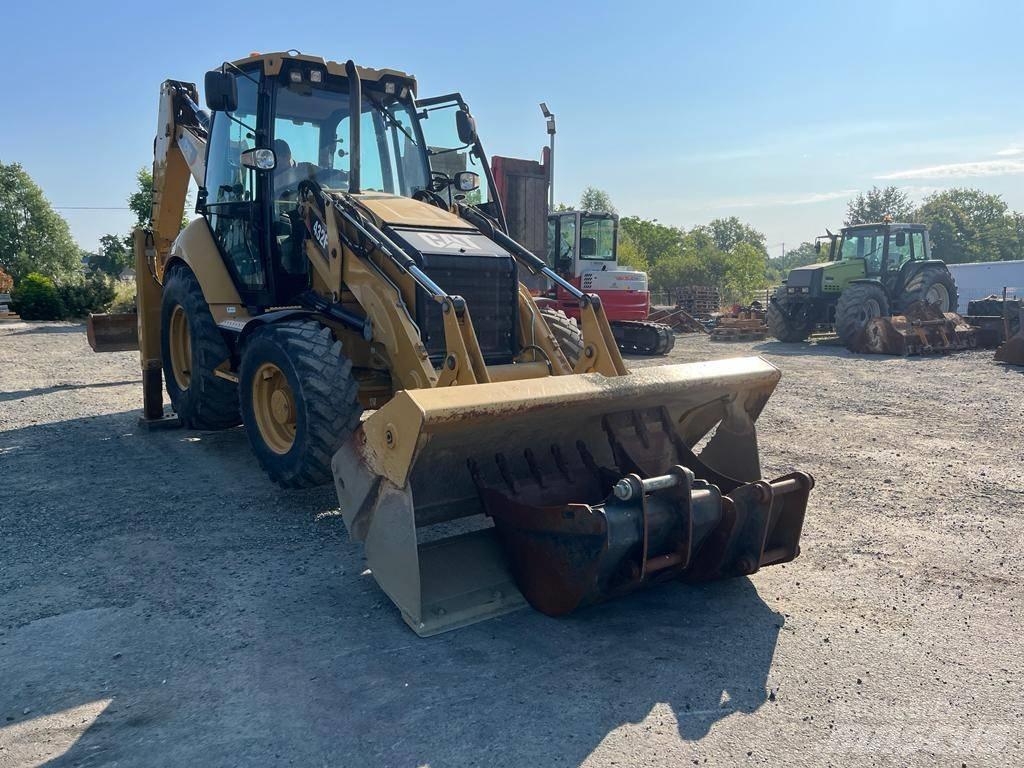  Tractopelle Cat 432F Grävlastare