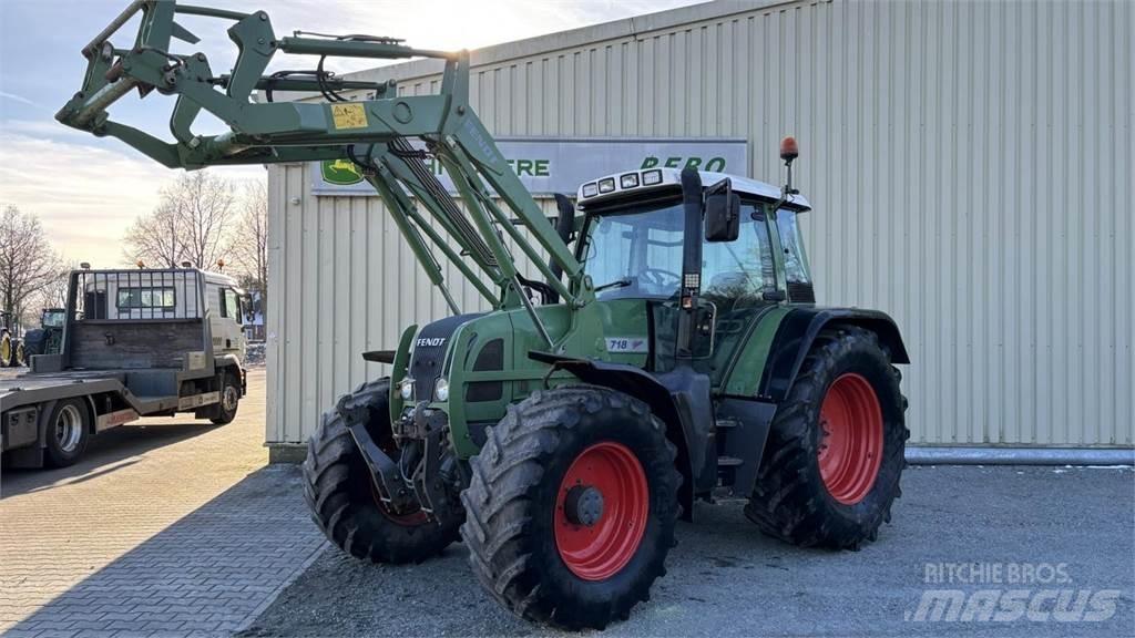 Fendt 716 Traktorer