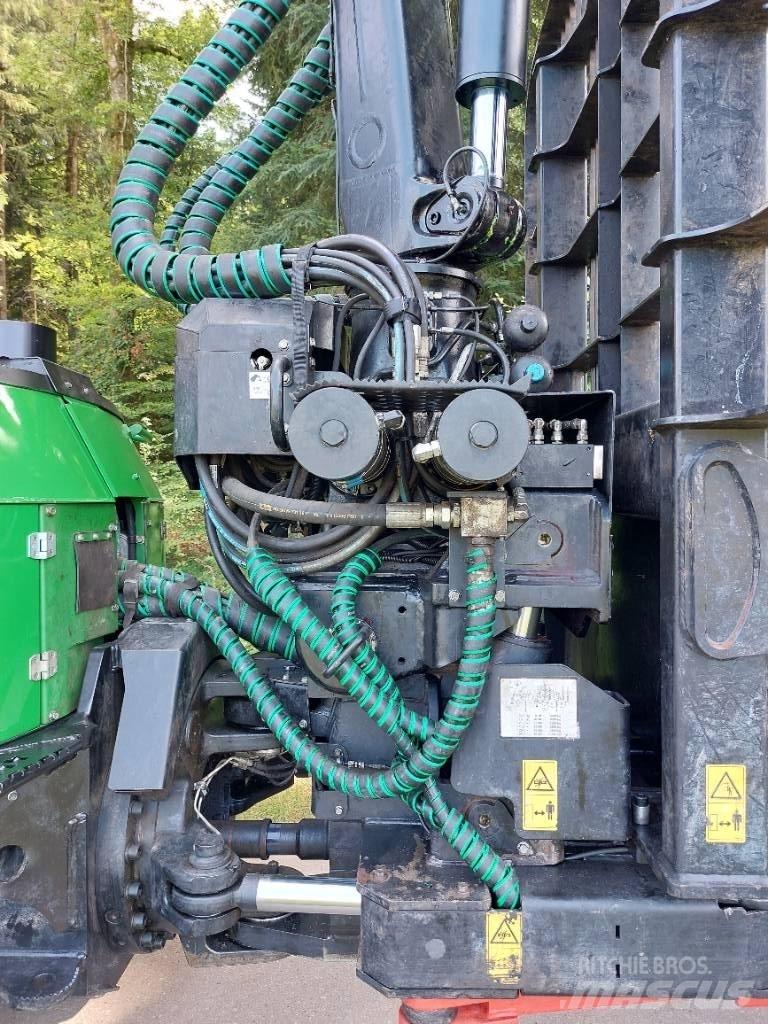 John Deere 1110G Skotare
