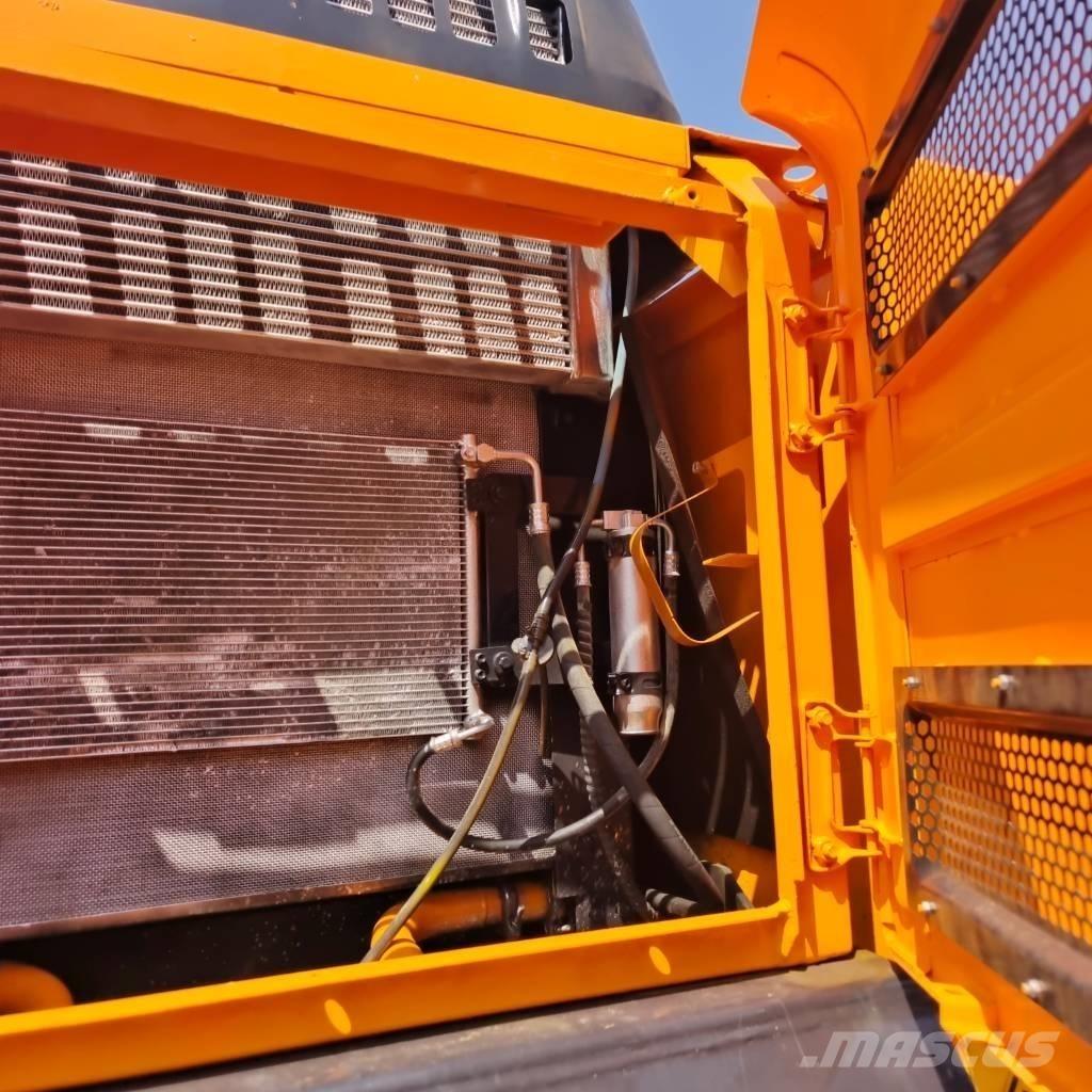 Sany SY 335 H Bandgrävare