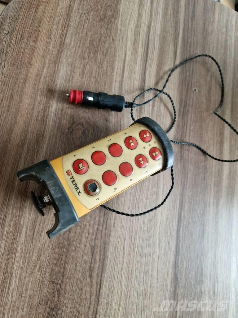 Terex Pegson XR 400 Mobila krossar