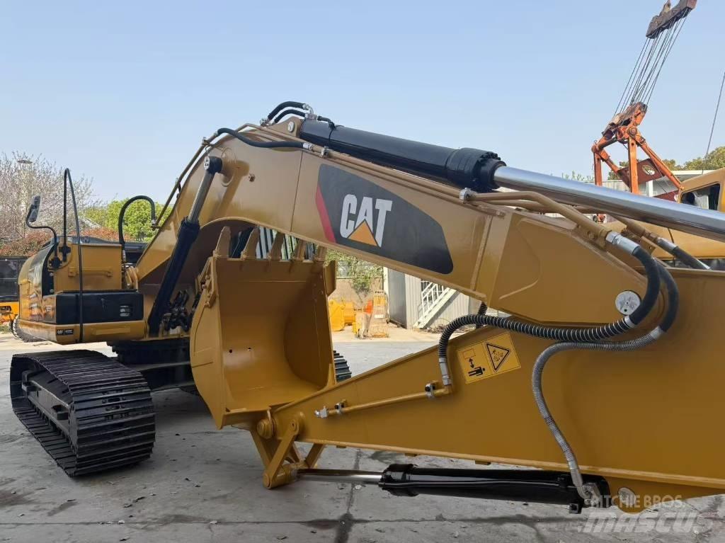 CAT 320D2 Midigrävmaskiner 7t - 12t