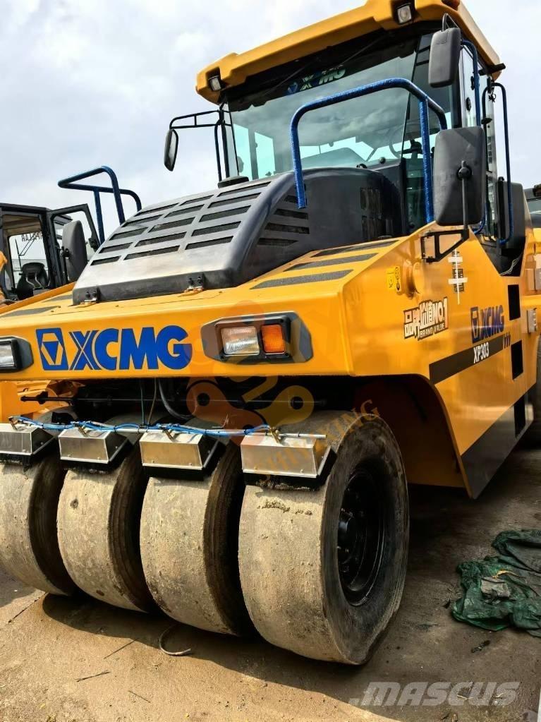 XCMG XP 303 Kombivältar