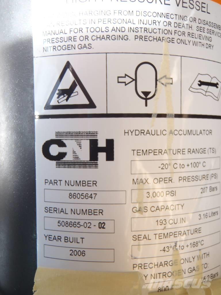 CASE Accumulator Bromsar
