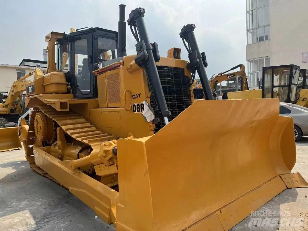 CAT D 8 R XL Väghyvlar