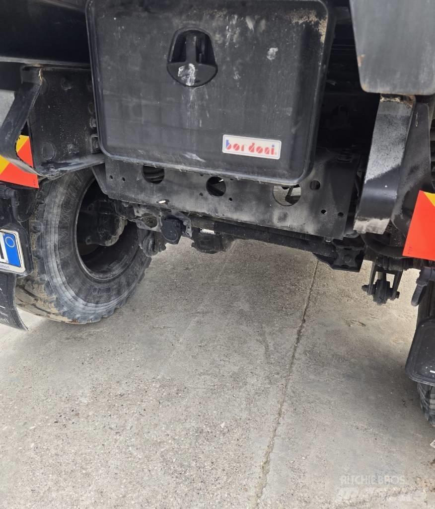 Unimog U20 Tippbilar