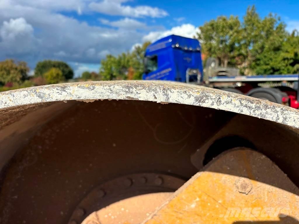 CAT CS 64 B Envalsvältar