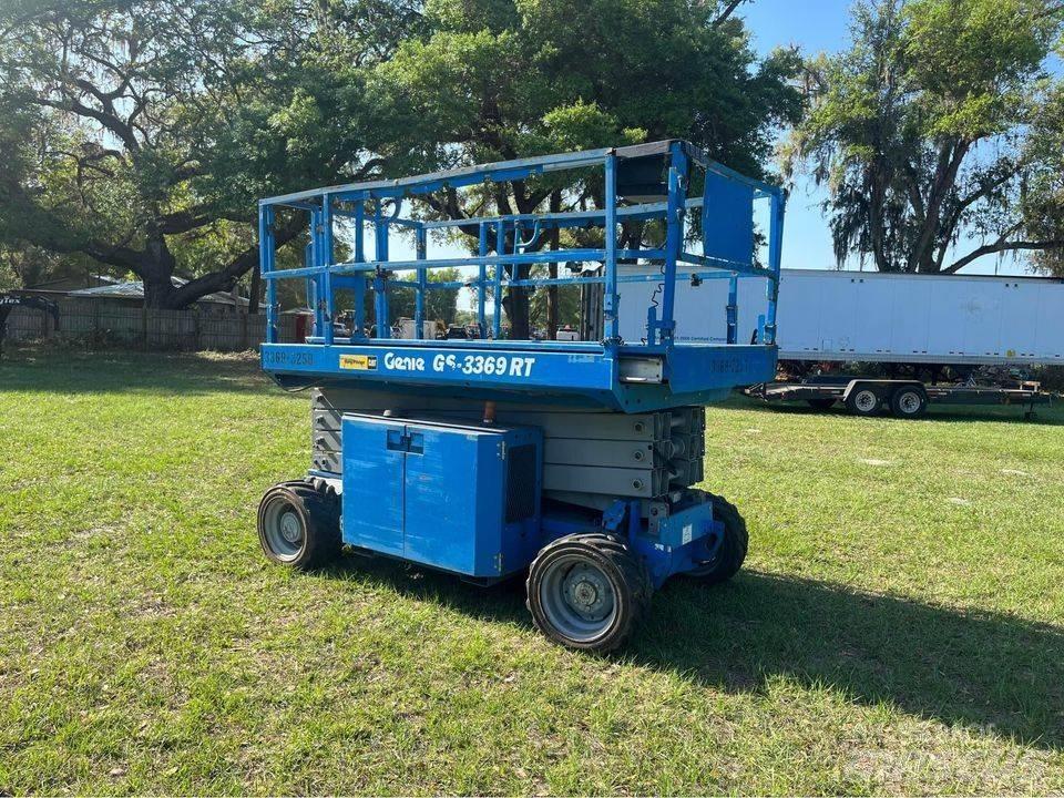 Genie GS 3369 RT Saxliftar