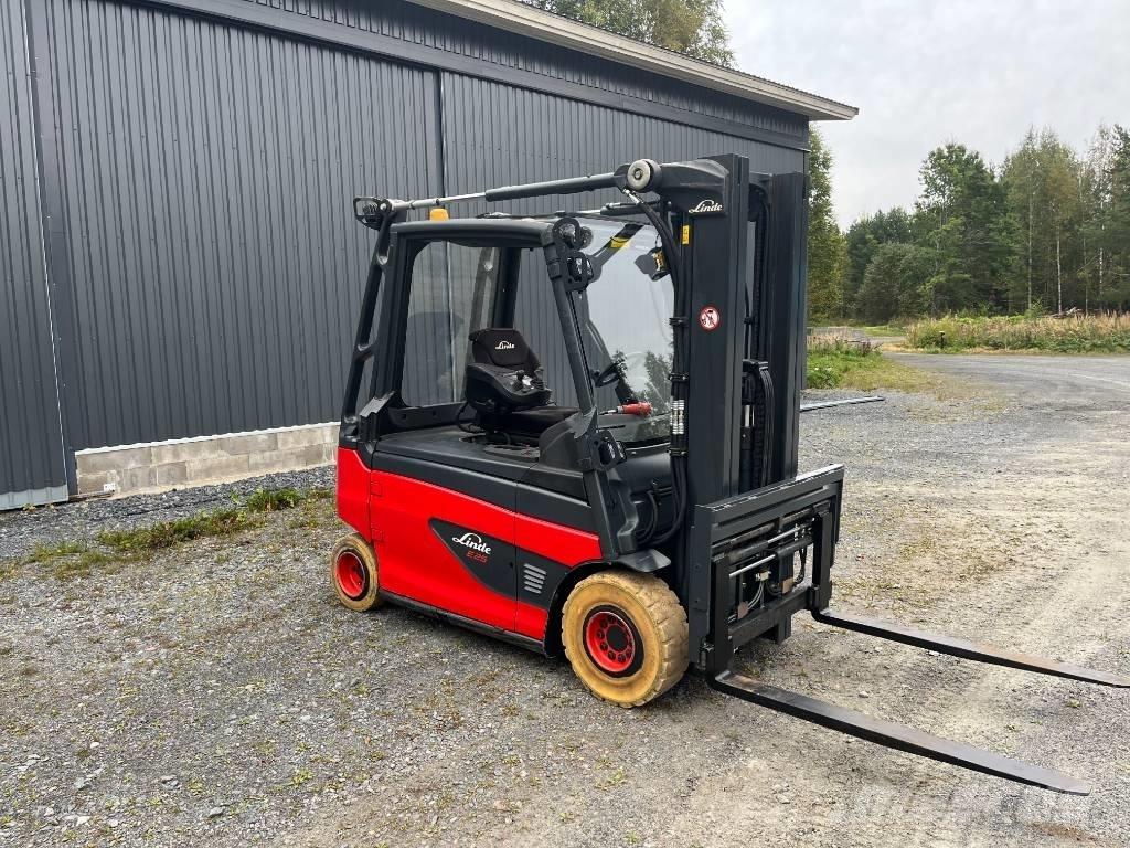 Linde E25L-01 Elmotviktstruckar