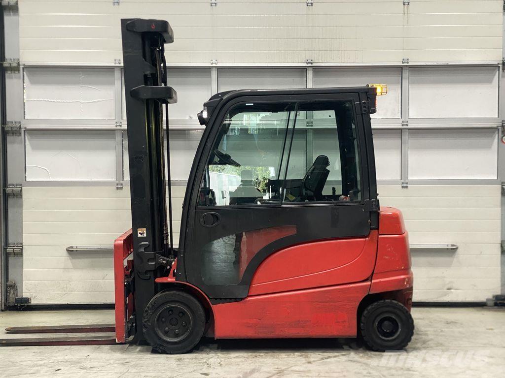 Hyster J3.0XN Elmotviktstruckar