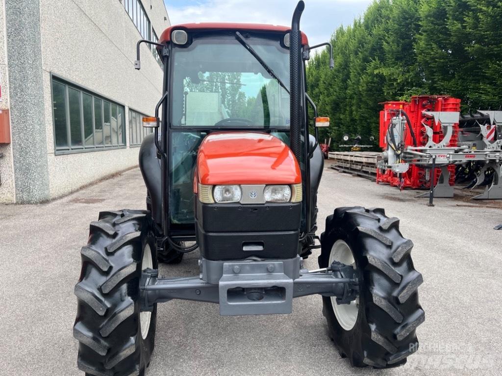 New Holland TN 55 D Traktorer