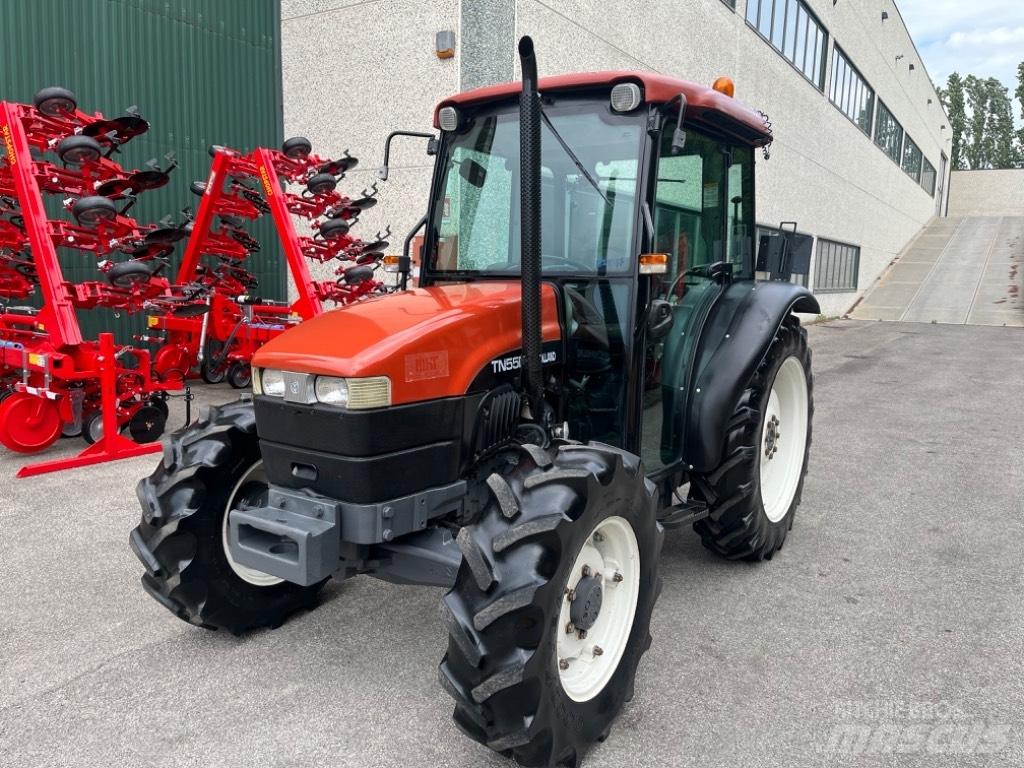 New Holland TN 55 D Traktorer