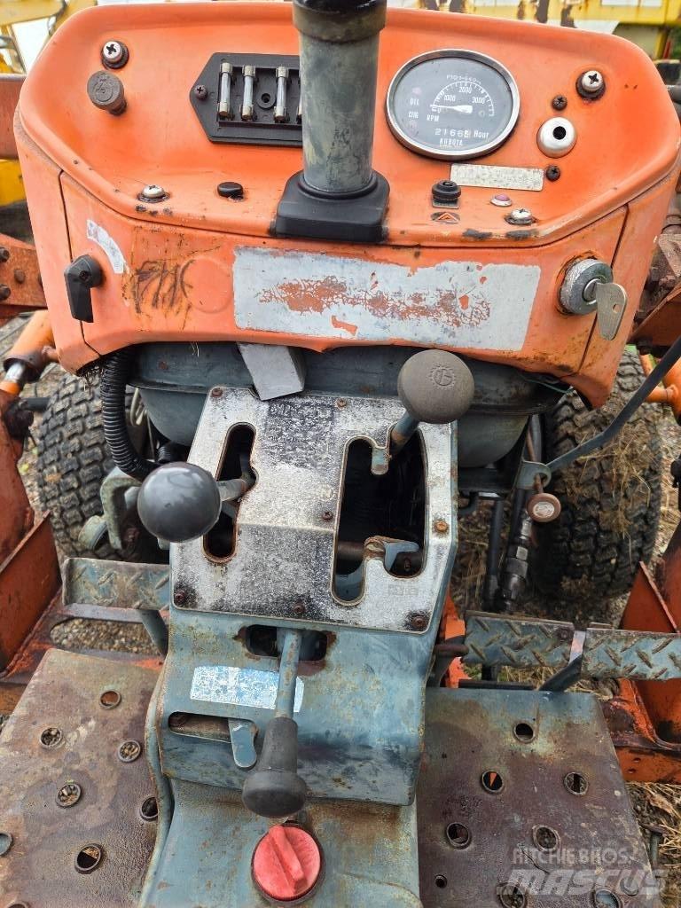 Kubota L 235 Kompakttraktorer