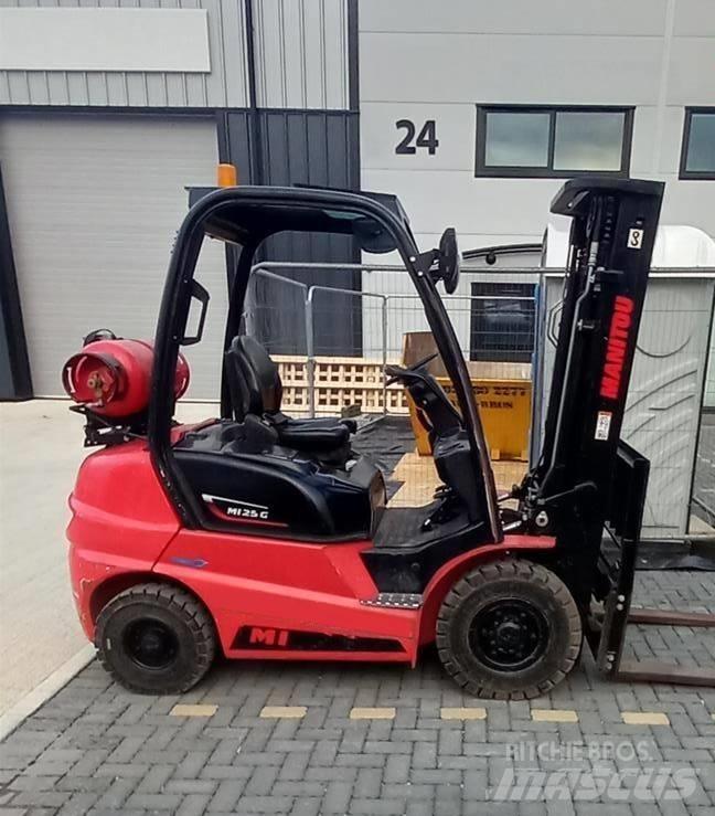 Manitou MI 25 G Gasolmotviktstruckar
