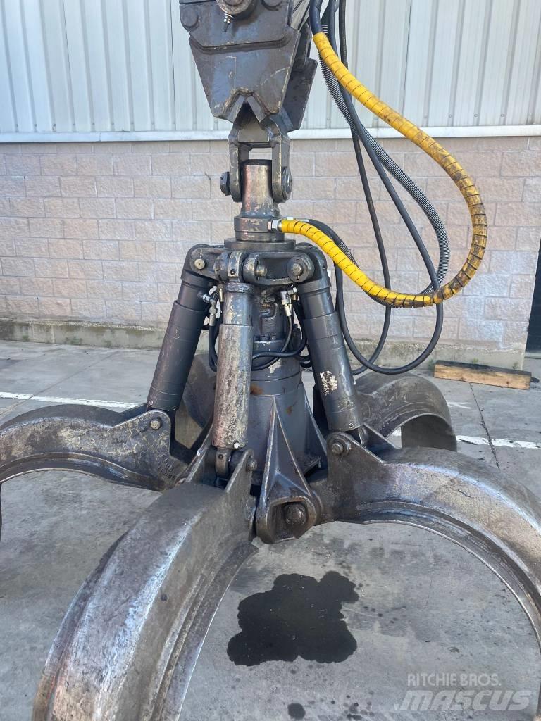 Fuchs MHL 331 Avfalls / industri hantering