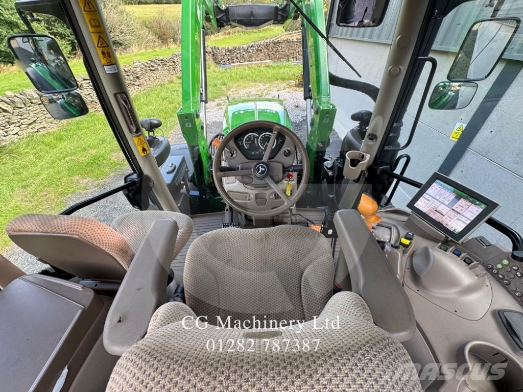 John Deere 6130 R Traktorer