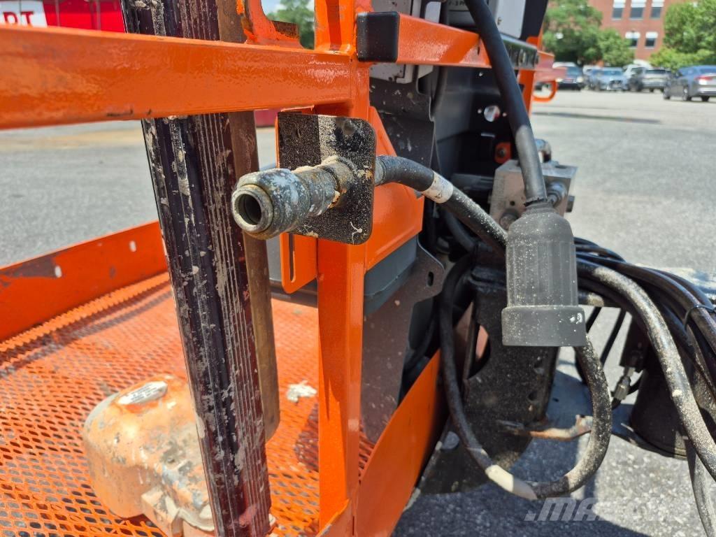 JLG 600 S Teleskop bomliftar
