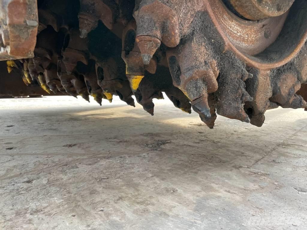Wirtgen W 210 Asfaltskallfräsmaskiner