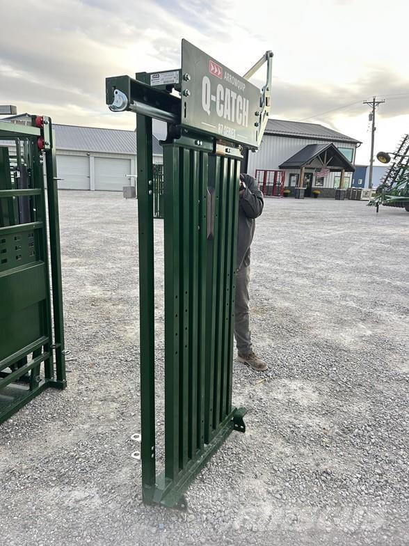  ARROWQUIP QCHG Övrig inomgårdsutrustning