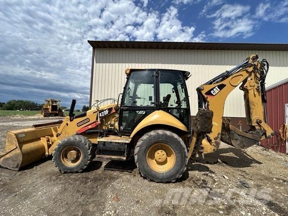 CAT 420F Grävlastare