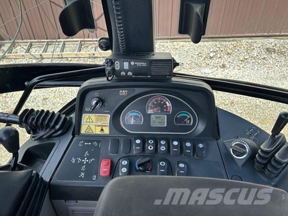 CAT 420F Grävlastare