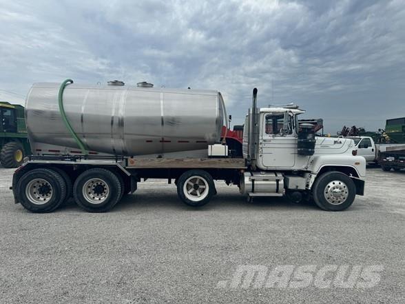 Mack RS600L Entreprenad - Övrigt