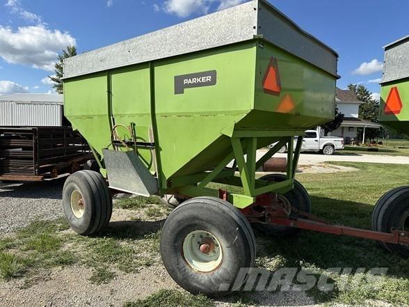 Parker 1180 Spannmålsvagnar