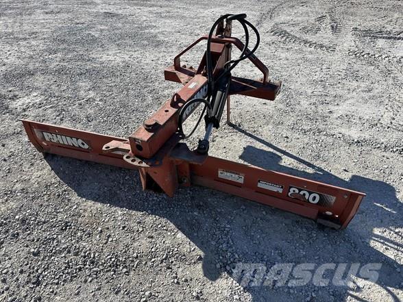 Rhino R800 Övriga traktortillbehör