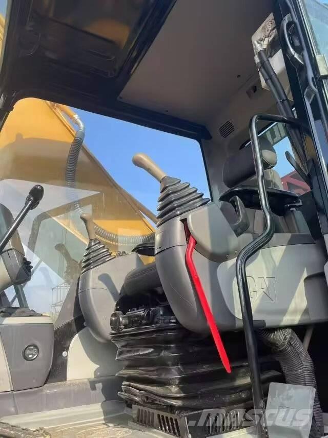 CAT 336 D Bandgrävare