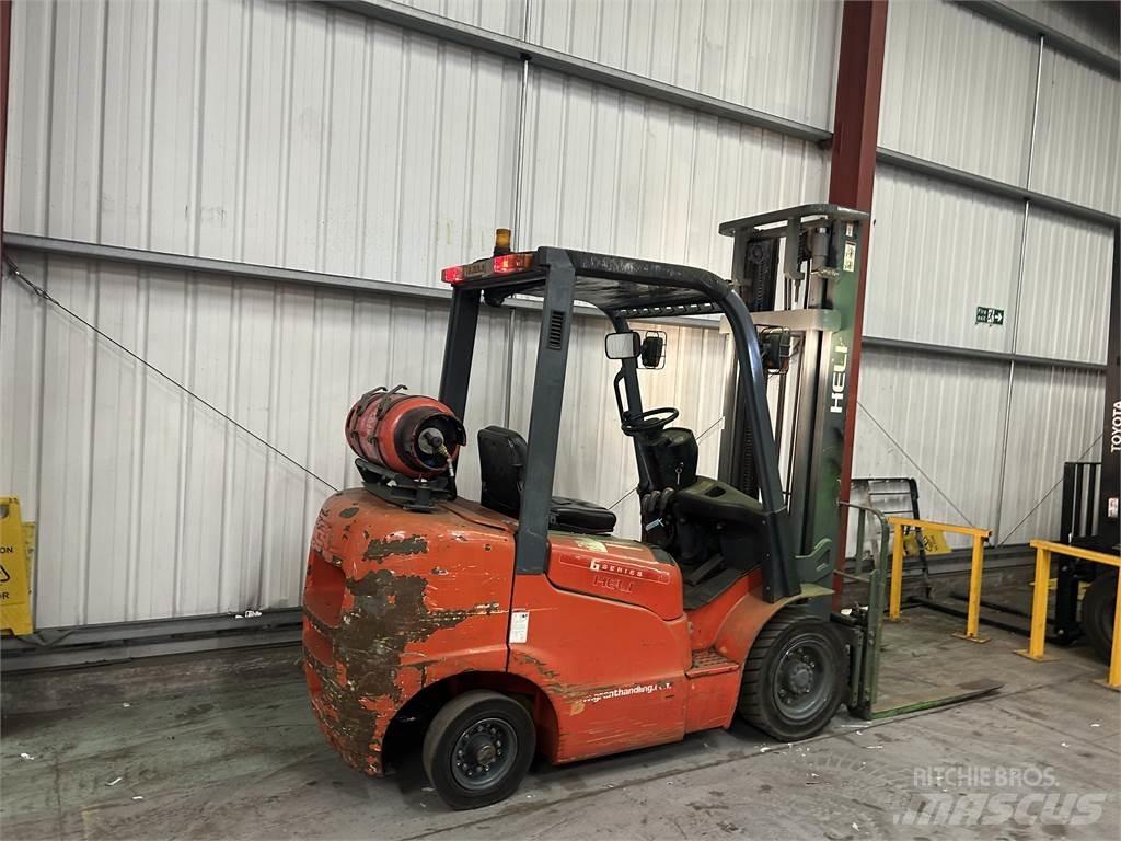 Heli FG25G Gasolmotviktstruckar