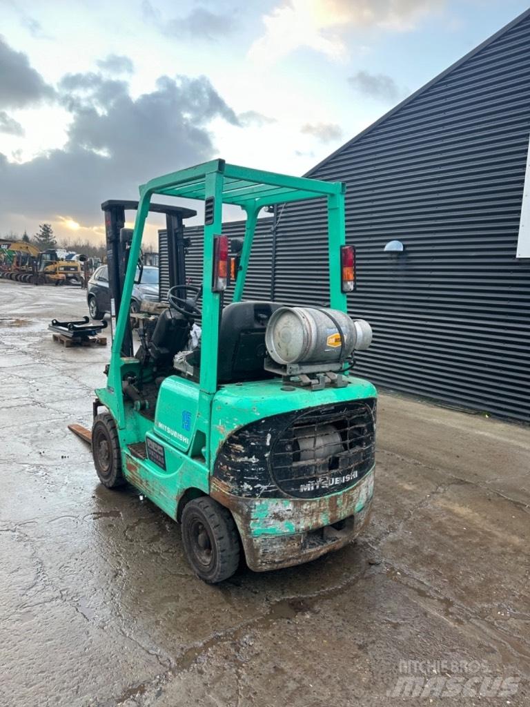Mitsubishi FG 15 Gasolmotviktstruckar