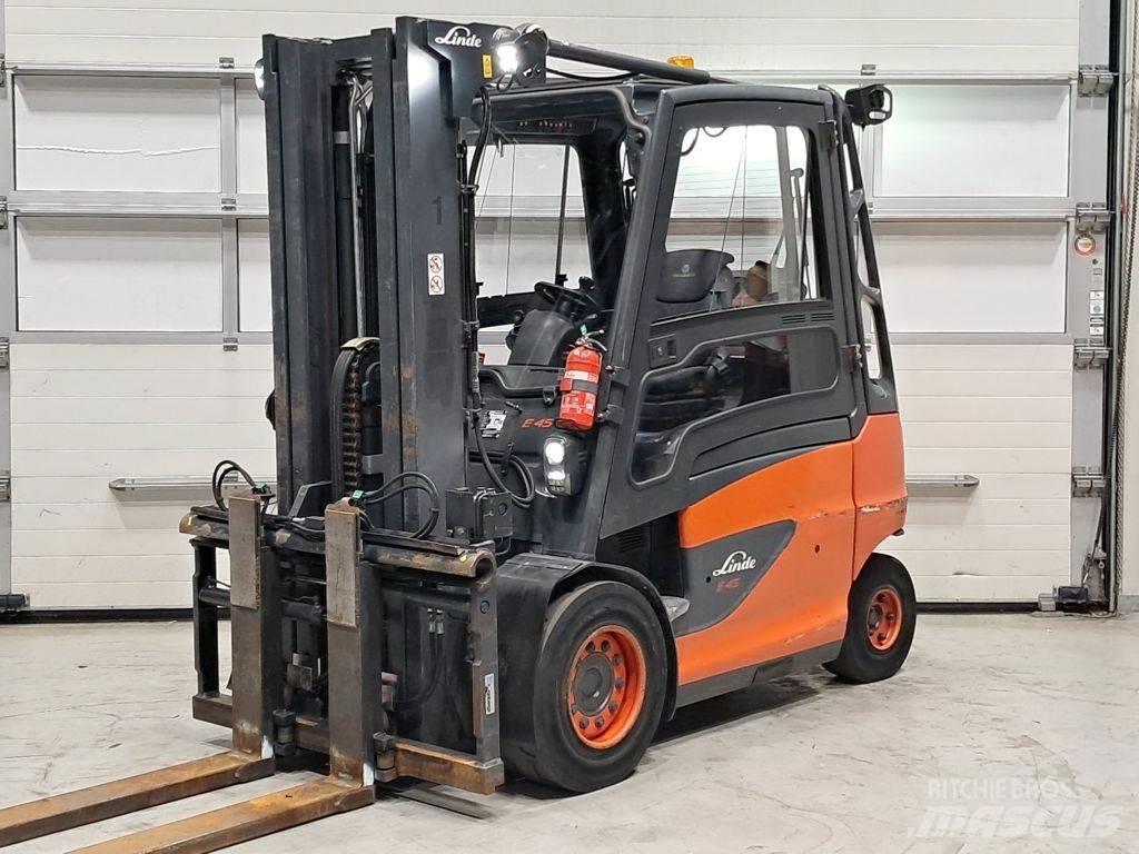 Linde E45H-01/600 Elmotviktstruckar