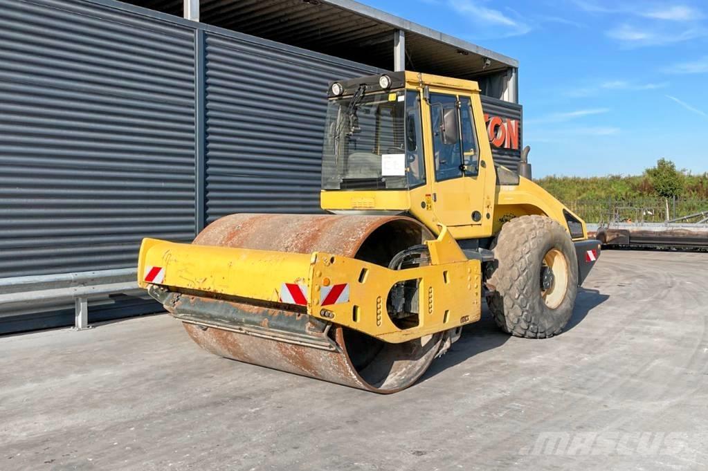 Bomag BW 213 DH-4 Envalsvältar