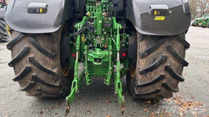 John Deere 6230 R Traktorer