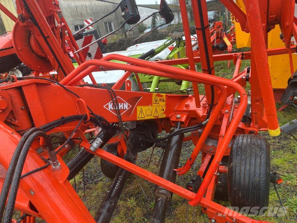 Kuhn GF8702 Vändare och luftare
