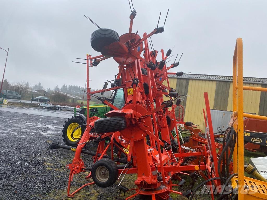 Kuhn GF8702 Vändare och luftare