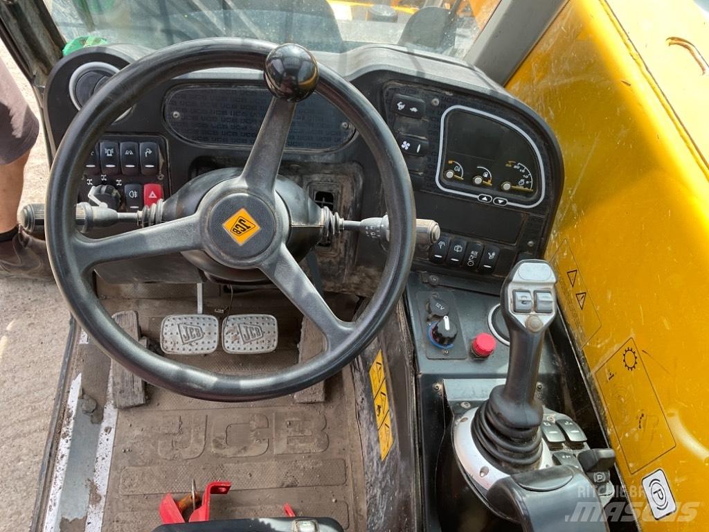 JCB 525-60 AGRI PLUS Redskapsbärare för lantbruk