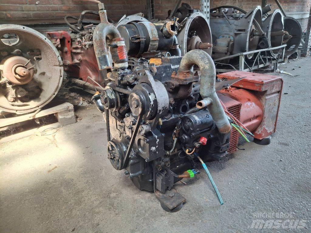 Komatsu 3D72-F2HA Motorer