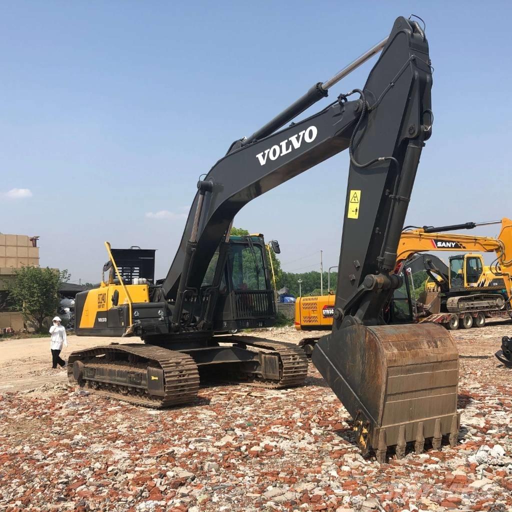 Volvo EC240 Bandgrävare