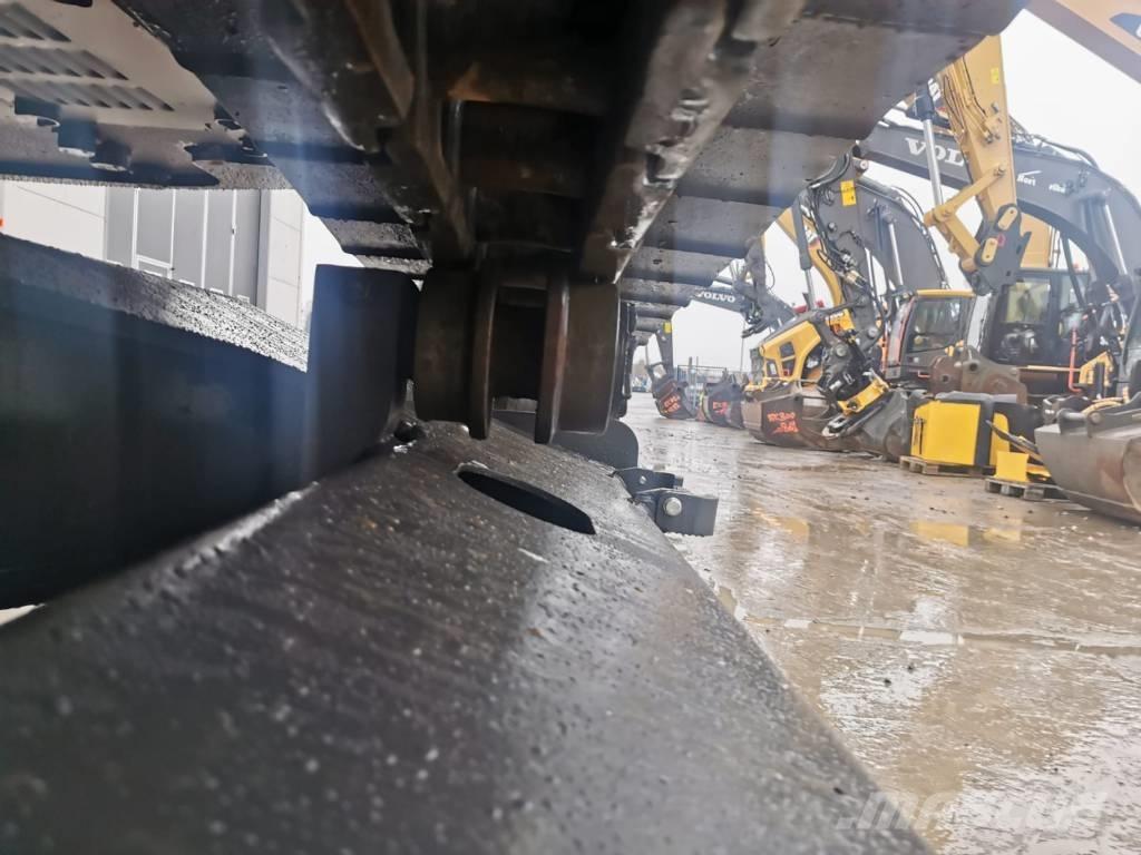 Volvo ECR 355 E Bandgrävare