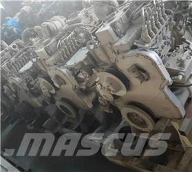 Cummins C300-20 Motorer