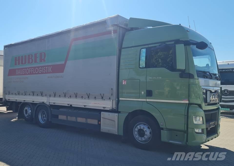 MAN 26.440 / 7.4m / LIFT Kapellbil